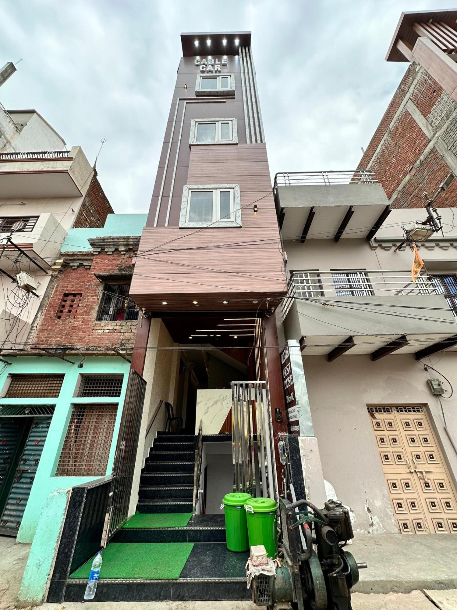 Cable Car Hotel Varanasi Exterior foto